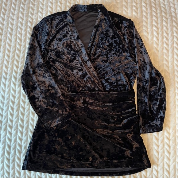 Elie Tahari Vtg Crushed Velvet Ruched Wrap Blouse Black 3/4 sleeves Size Large